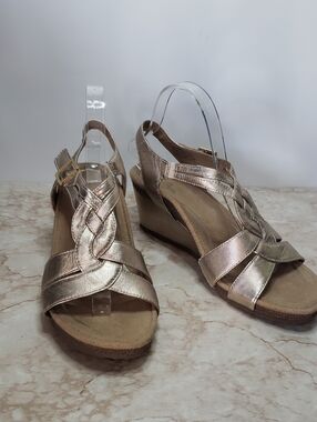 AETREX Women's Metallic Gold Wedge Sandals - Braided Straps Size 10